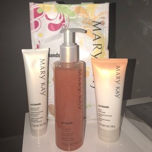Mary Kay Satin Hands set